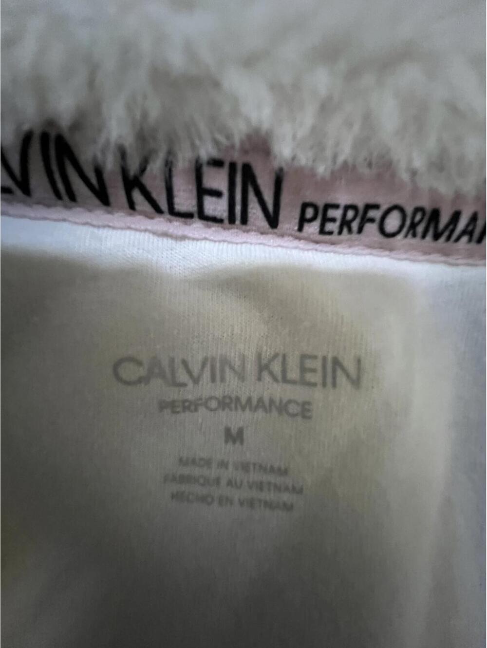 Calvin Klein Performance Plush Cropped Quarter Zip - M - Picture 4 of 10